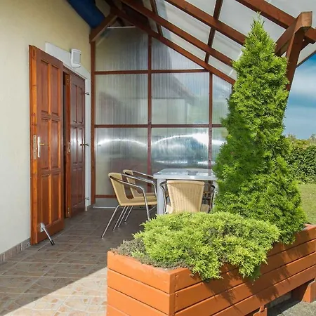 19512 Apartment Balatonmariafurdo